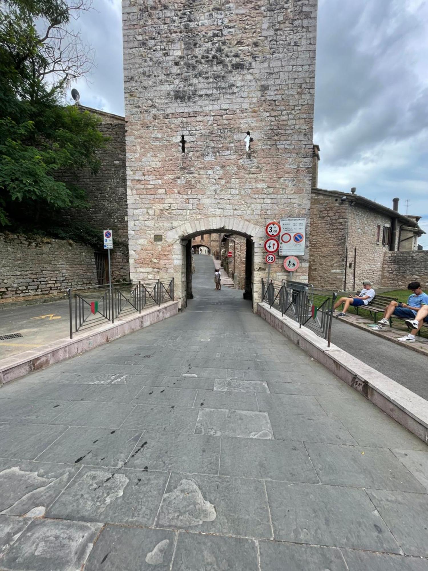 Appartamento Casa Graziola Assisi Esterno foto